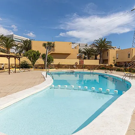 Apartment Private Terrace - Pool - Wifi *